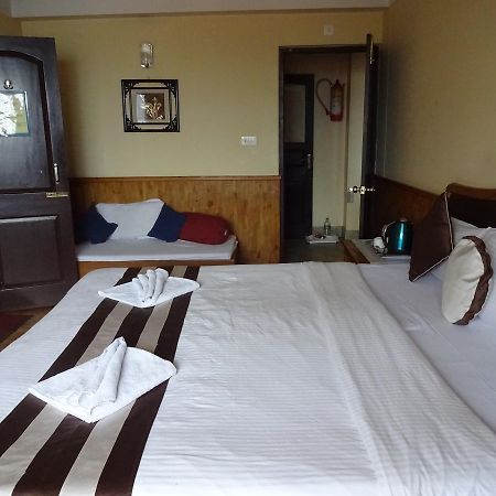 Jain Group Hotel Royal Residency Ґанґток Екстер'єр фото
