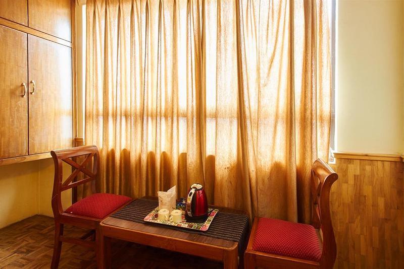Jain Group Hotel Royal Residency Ґанґток Екстер'єр фото