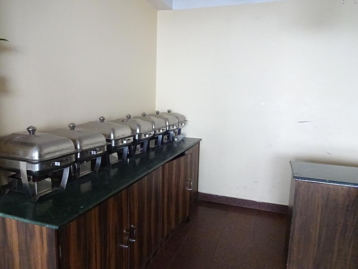 Jain Group Hotel Royal Residency Ґанґток Екстер'єр фото